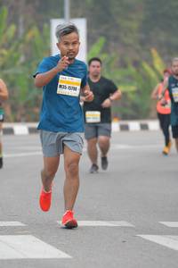 BIB: 15798
                            <button type="button" onclick="openModal(9898980)" class="btn btn-primary btn-sm float-right btn-popup" data-toggle="modal" data-target=".modal-high-quality">
                        <i class="fas fa-shopping-cart"></i> Add to Cart
                    </button>
                                            <button type="button" onclick="isThisMe(9898980, true)" class="btn btn-success btn-sm float-right btn-popup btn-isme hidden" data-toggle="tooltip" data-placement="bottom" title="นี่คือรูปของคุณใช่ไหม คลิกที่นี่เพื่อเอาเข้าอัลบั้ม">
                        <i class="fas fa-plus"></i> Add to album
                    </button>
                    <button type="button" onclick="isThisMe(9898980, false)" class="btn btn-warning btn-sm float-right btn-popup btn-isnotme hidden">
                        <i class="fas fa-ban"></i> Remove from album
                    </button>
